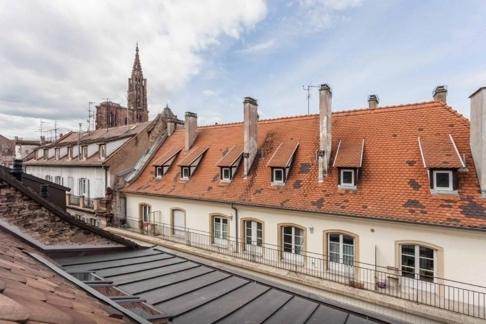 Appartement Typique Et Cosy A Deux Pas De La Cathedrale Strasbourg Bagian luar foto